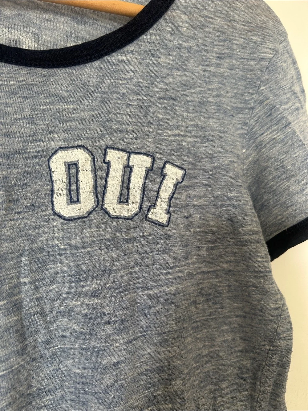 Vintage J. Crew “oui” linen ringer tee